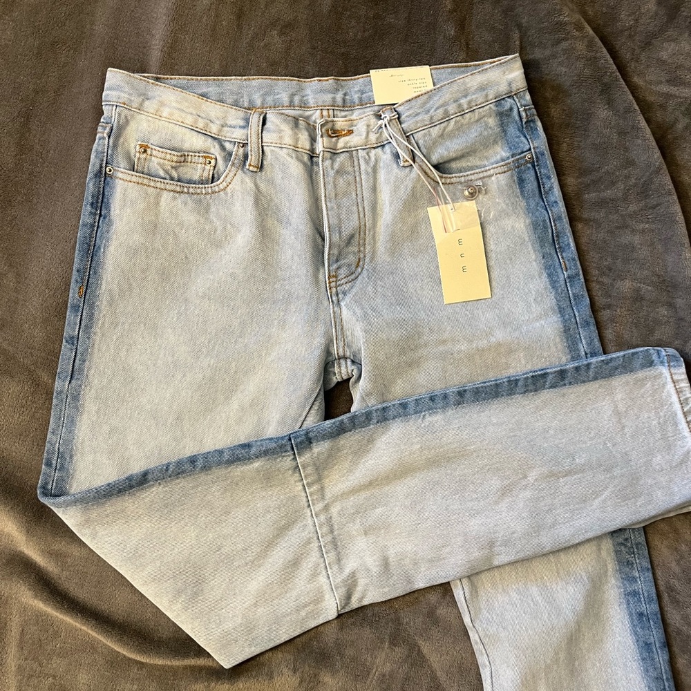 Mnml jeans with zipper ankle